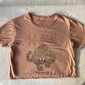 Vinyl Kids Def Leppard Leopard Graphic T-Shirt XL Cropped rock band distressed